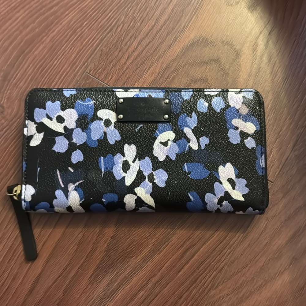 Kate spade wallet